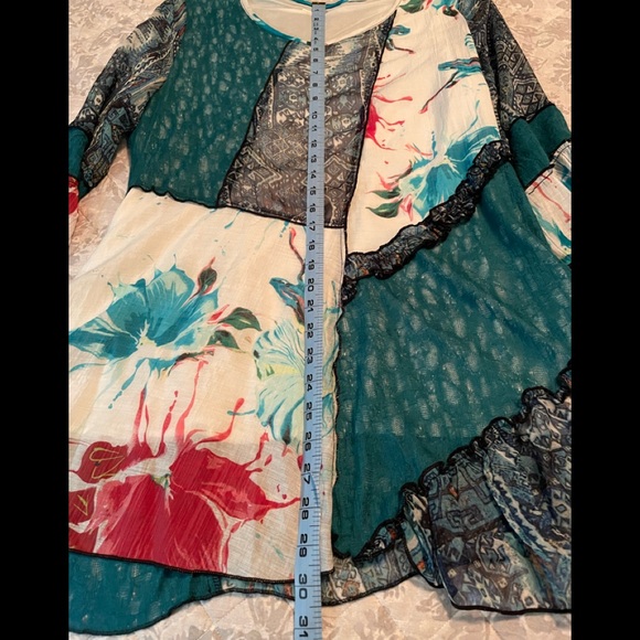 Adore Women’s Top - Picture 5 of 6